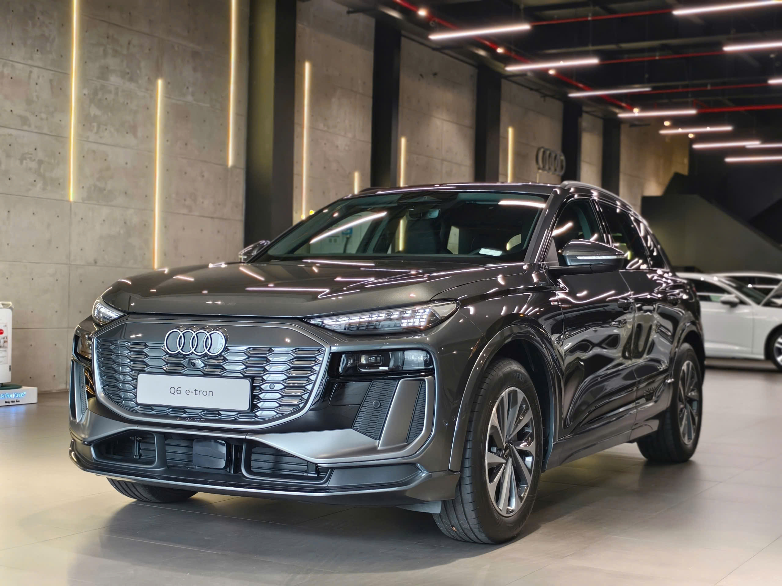 audi-q6-e-tron audi-q6-e-tron