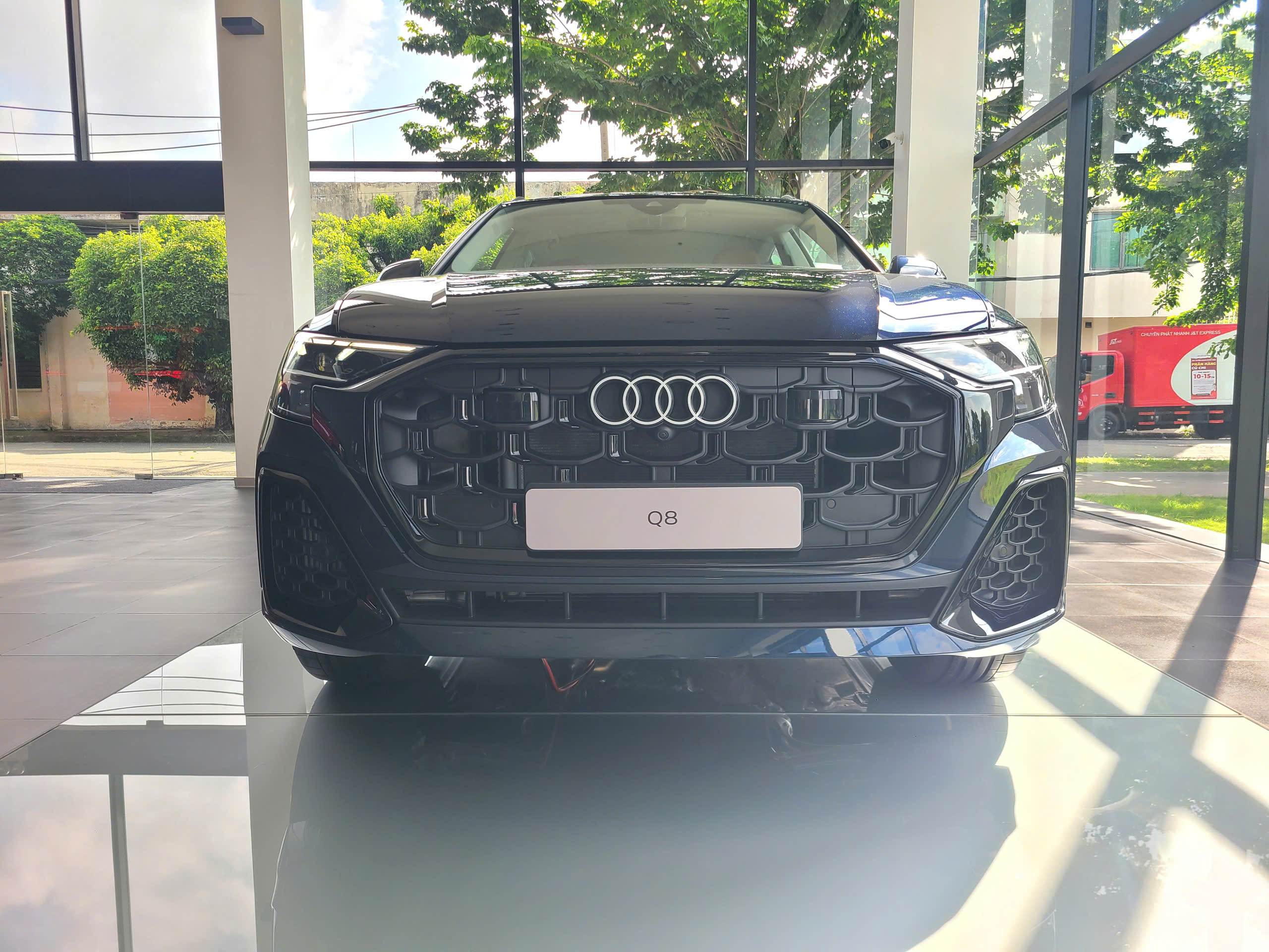 audi-q8-s-line audi-q8-s-line