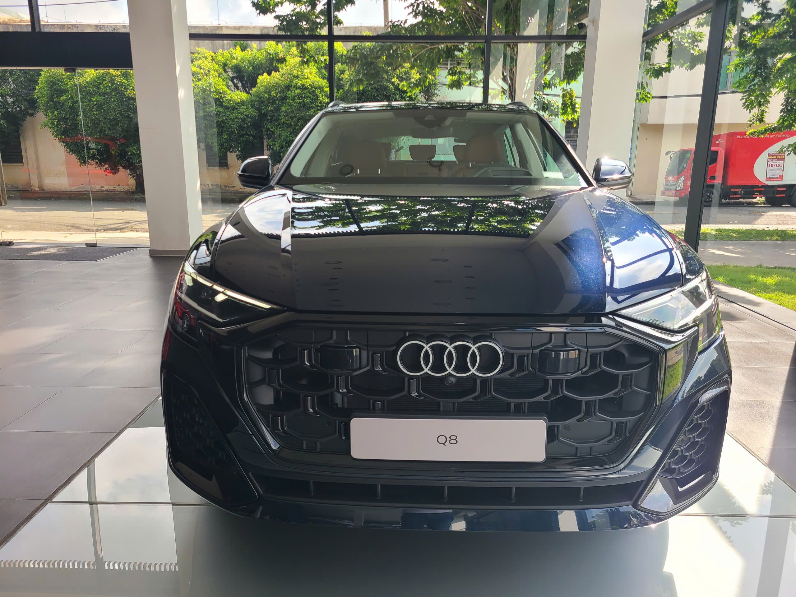 audi-q8-s-line audi-q8-s-line