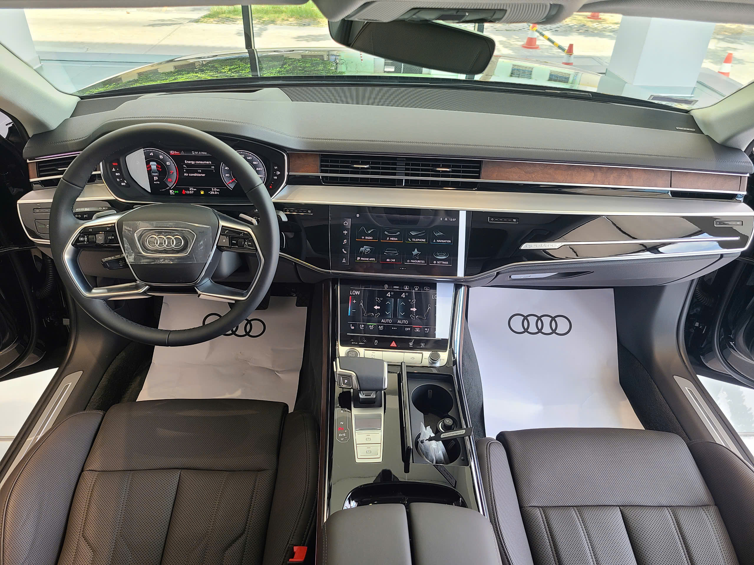 AUDI A8L 2026 AUDI A8L 2026