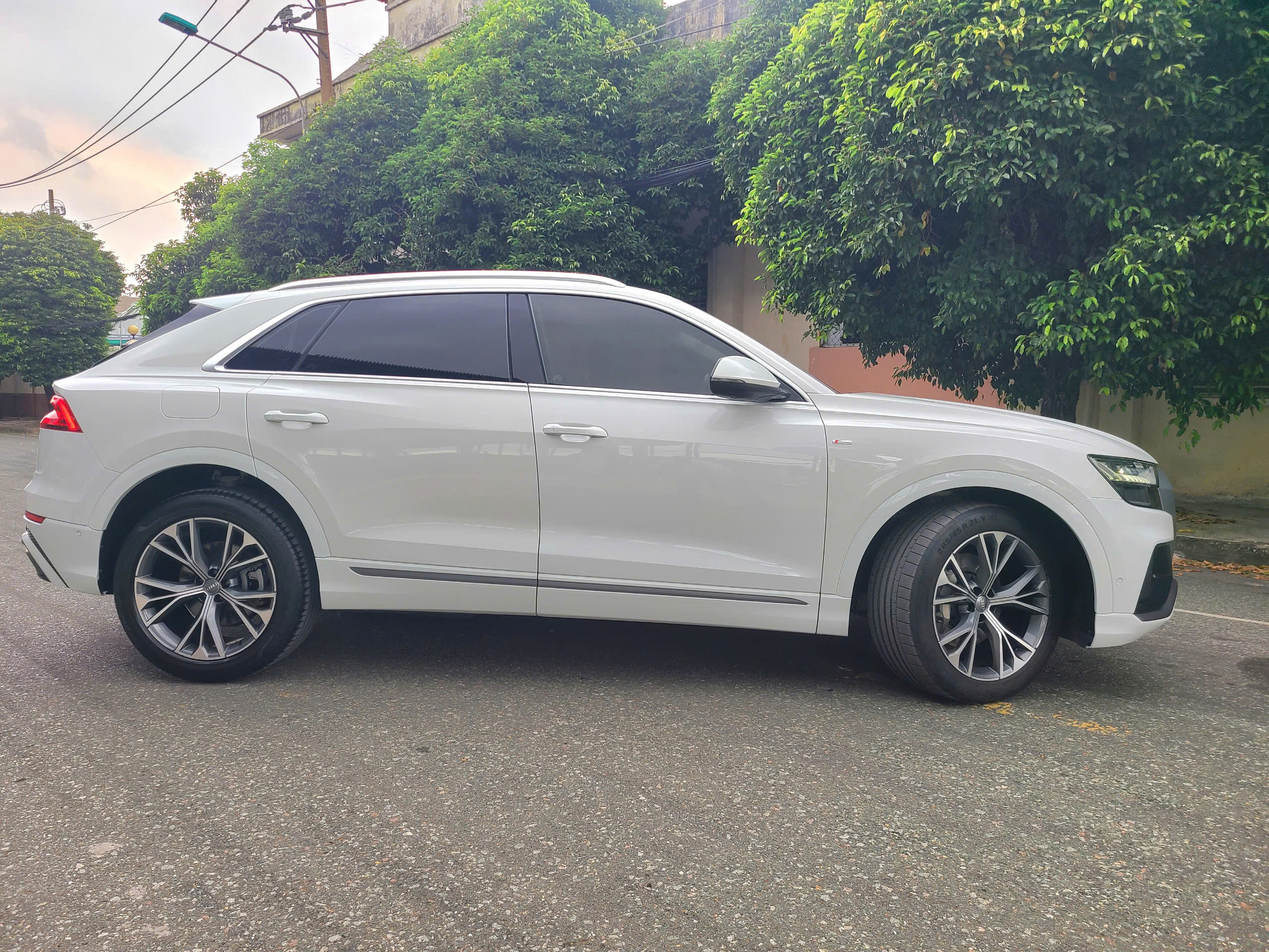 Xe Audi Q8 2020 Cũ Đã Qua Sử Dụng - Chất Lượng Cao 