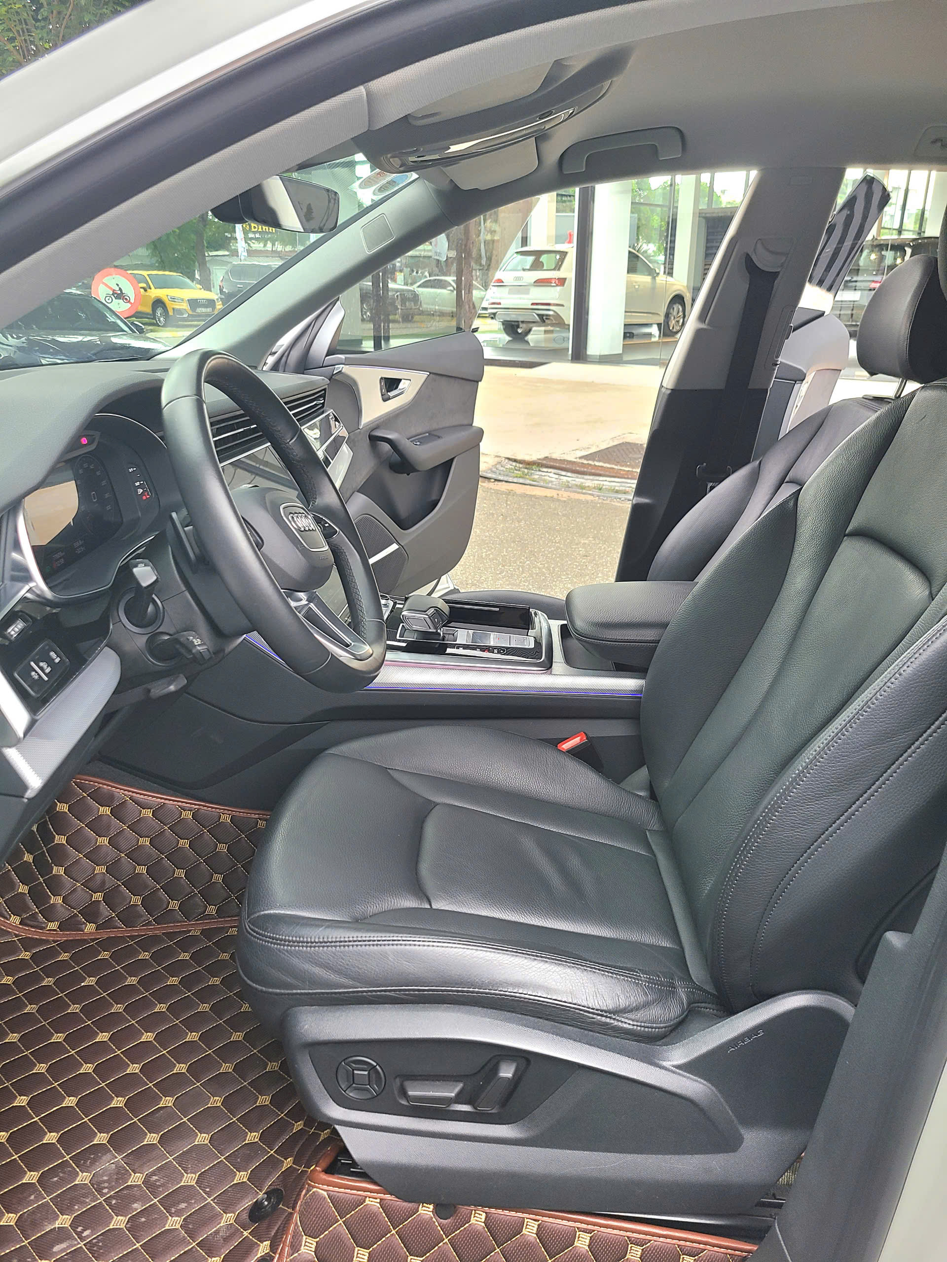 Xe Audi Q8 2020 Cũ Đã Qua Sử Dụng - Chất Lượng Cao 
